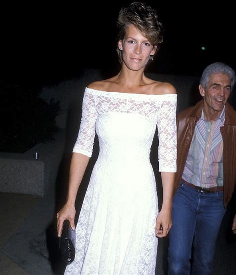 Jamie Lee Curtis looks sensational in throwback swimsuit selfie